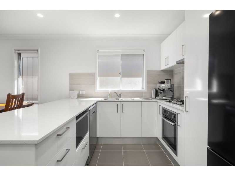 2/7 Croft Close, Thornton NSW 2322