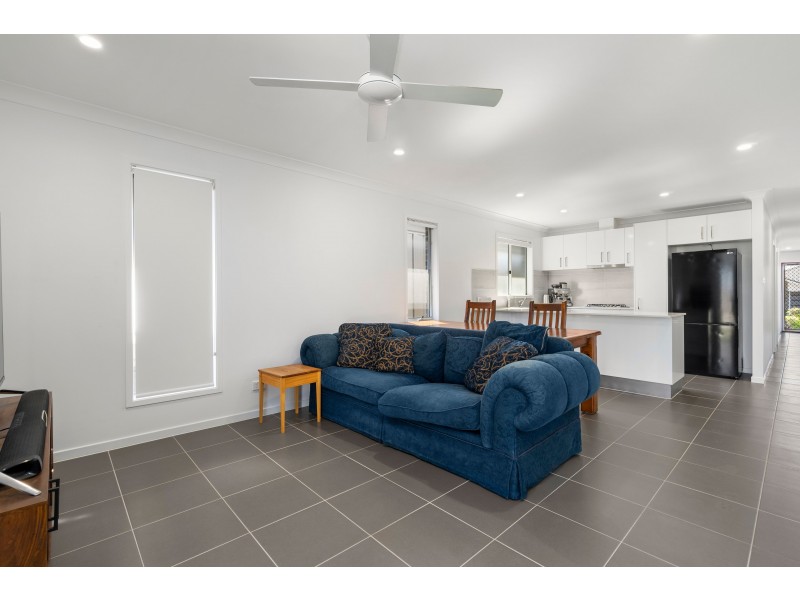 2/7 Croft Close, Thornton NSW 2322