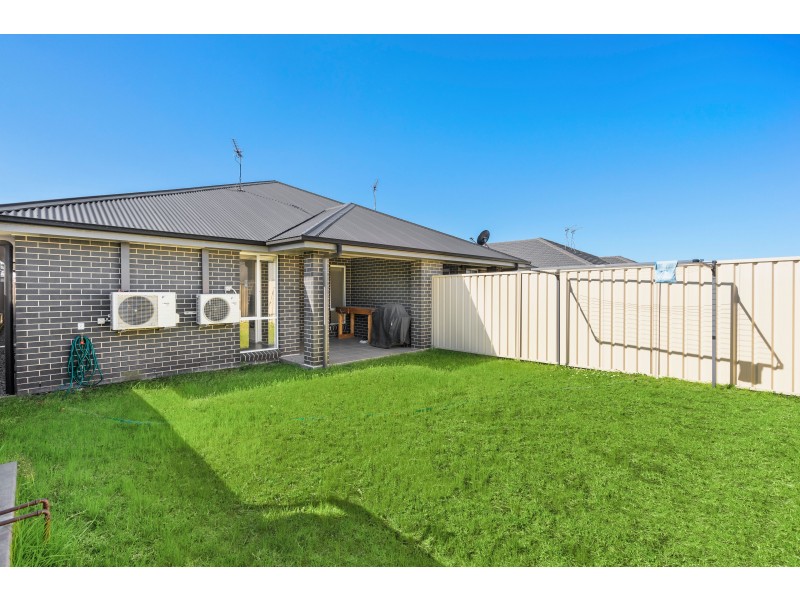 2/7 Croft Close, Thornton NSW 2322