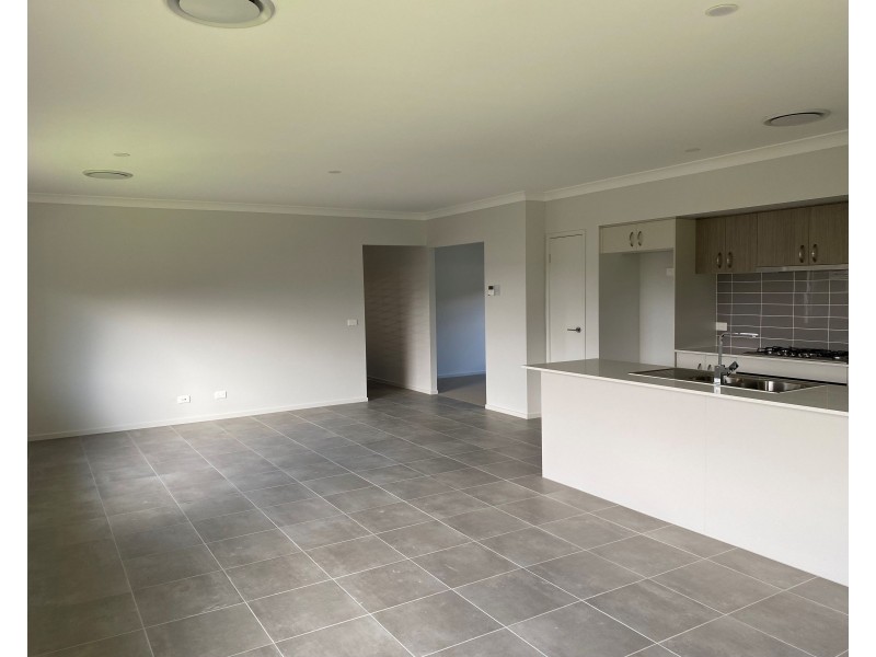 30 Hillgate Drive, Thornton NSW 2322