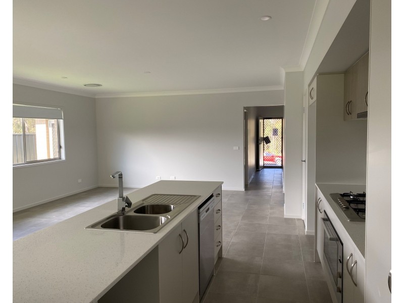 30 Hillgate Drive, Thornton NSW 2322
