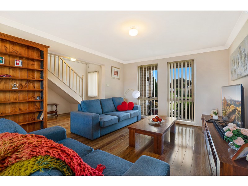 6 Featherwood Place, Thornton NSW 2322