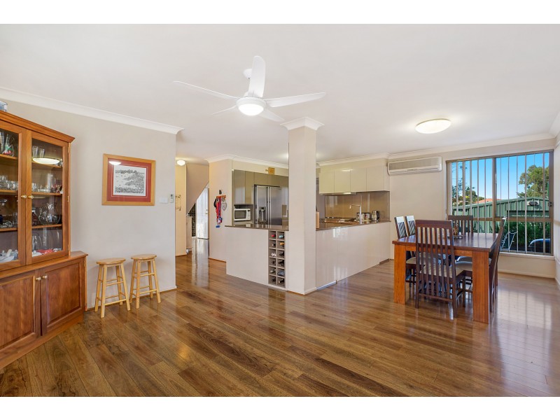 6 Featherwood Place, Thornton NSW 2322