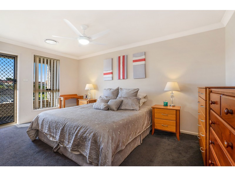 6 Featherwood Place, Thornton NSW 2322