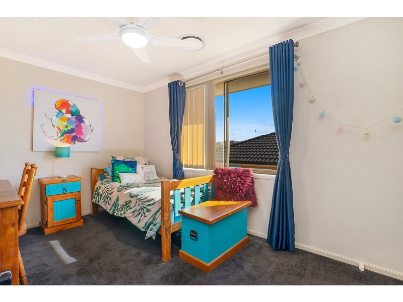 6 Featherwood Place, Thornton NSW 2322