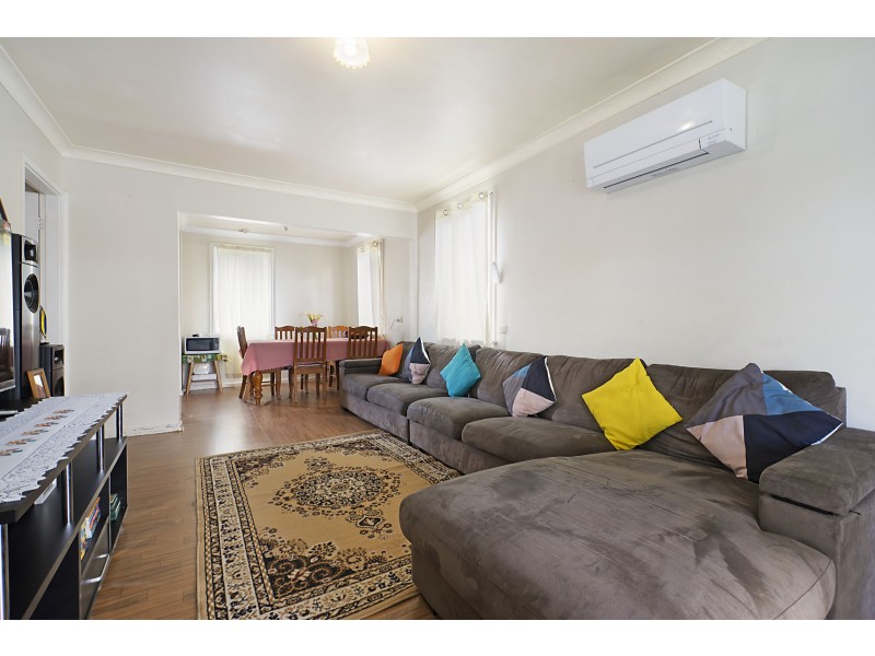 62 Kingstown Road, Woodberry NSW 2322