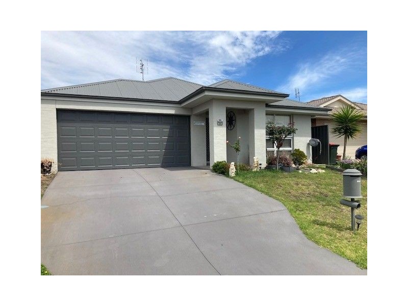 9 Hayworth Street, Rutherford NSW 2320