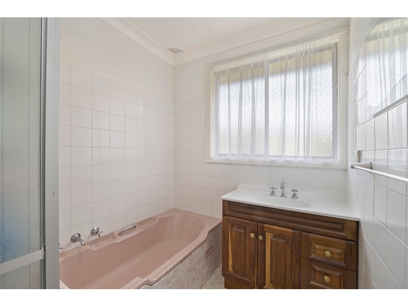 60 Perth Avenue, East Maitland NSW 2323