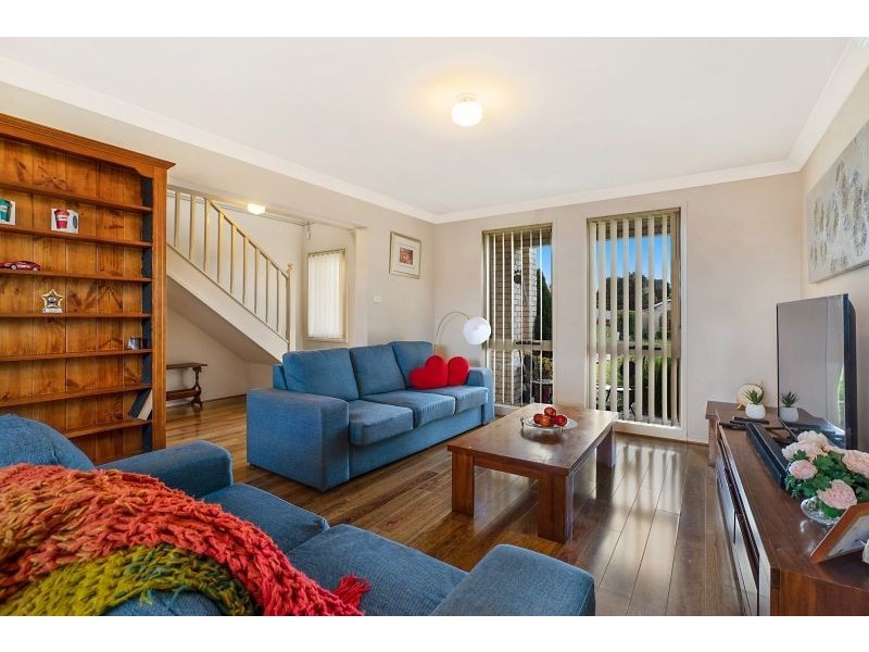 6 Featherwood Place, Thornton NSW 2322