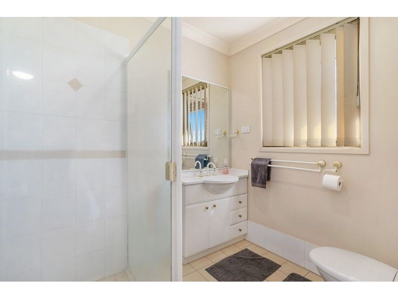 6 Featherwood Place, Thornton NSW 2322
