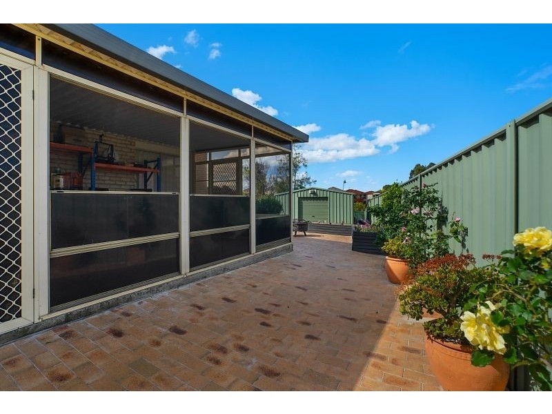6 Featherwood Place, Thornton NSW 2322