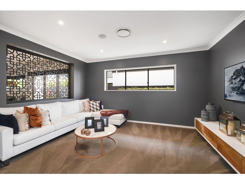 33 Kingham Circuit, Thornton NSW 2322