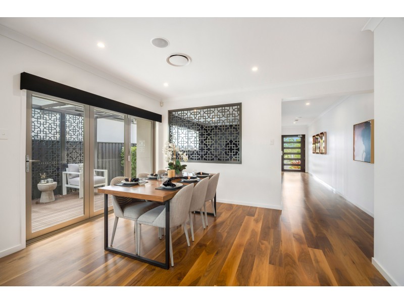 33 Kingham Circuit, Thornton NSW 2322