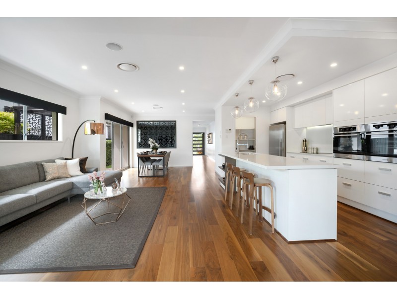 33 Kingham Circuit, Thornton NSW 2322