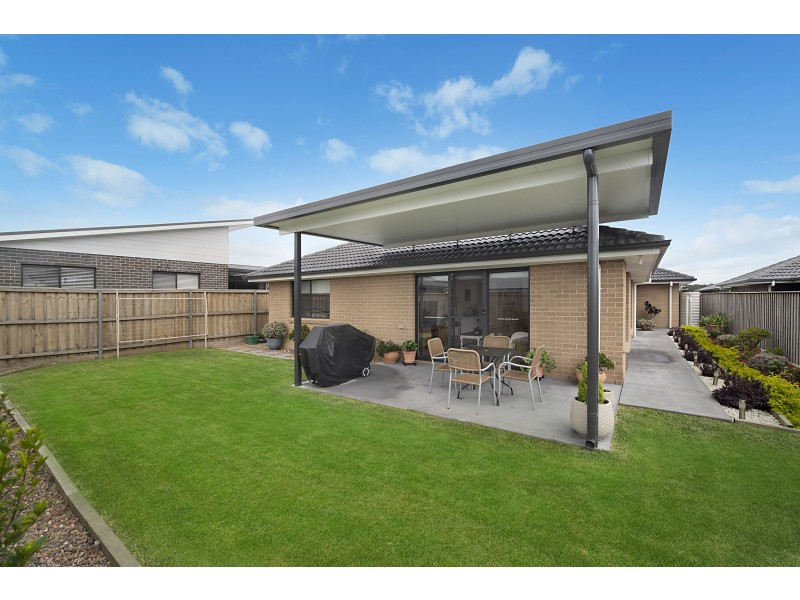 97 Dragonfly Drive, Chisholm NSW 2322