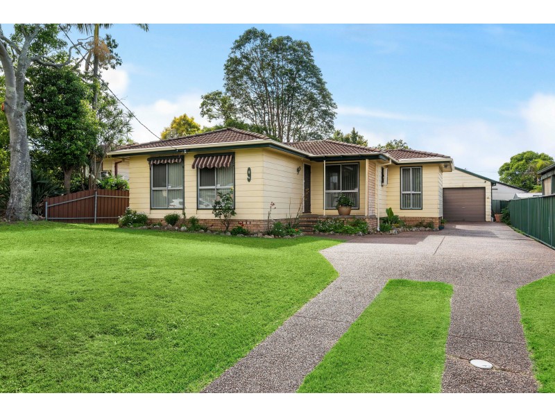 9 Sapphire Drive, Tarro NSW 2322