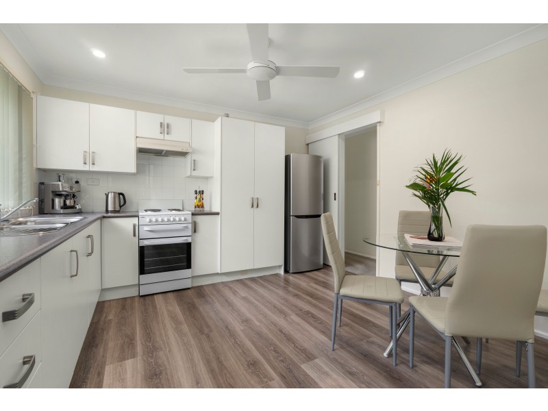 9 Sapphire Drive, Tarro NSW 2322