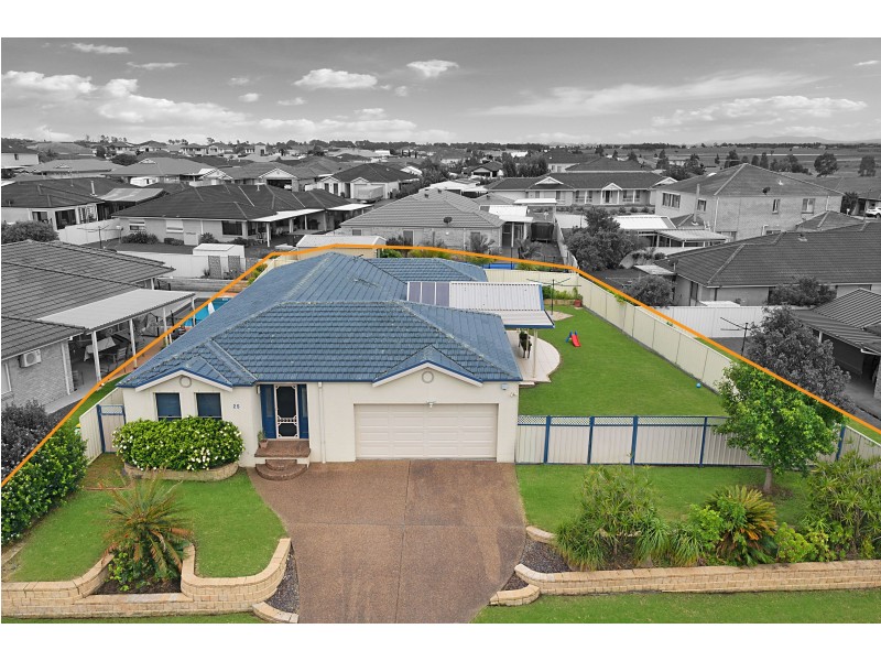 25 Yaldara Avenue, Thornton NSW 2322