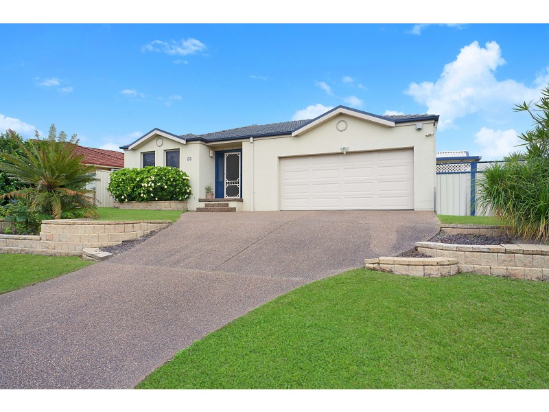 25 Yaldara Avenue, Thornton NSW 2322