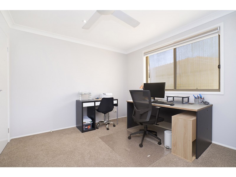 25 Yaldara Avenue, Thornton NSW 2322