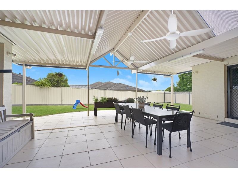 25 Yaldara Avenue, Thornton NSW 2322