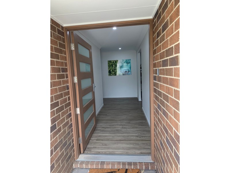 4 Warden Close, Bolwarra Heights NSW 2320