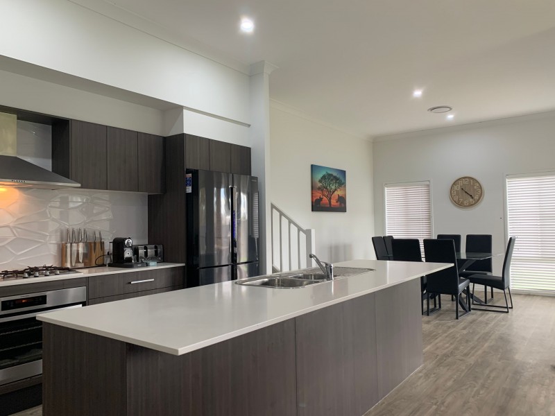4 Warden Close, Bolwarra Heights NSW 2320