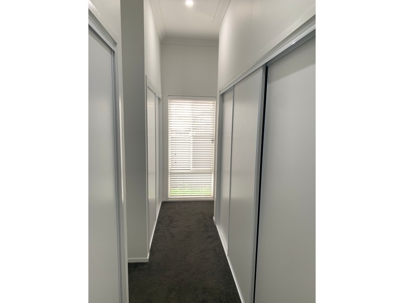 4 Warden Close, Bolwarra Heights NSW 2320