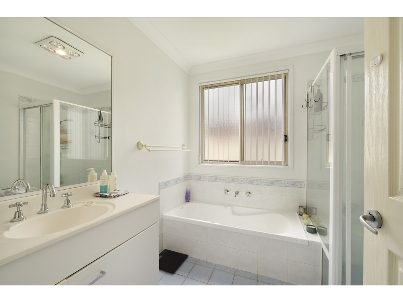 52 Somerset Drive, Thornton NSW 2322