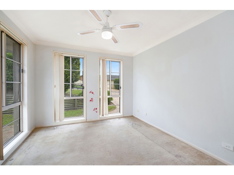 2 Redman Cove, Thornton NSW 2322