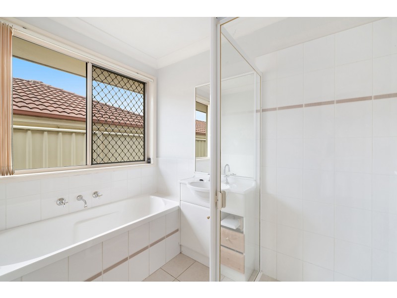 2 Redman Cove, Thornton NSW 2322