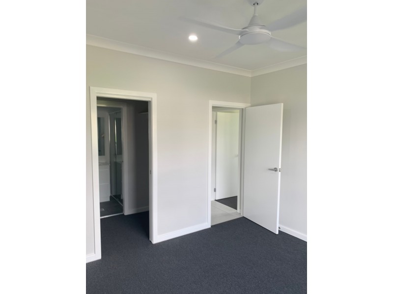 1/12 Tourmaline Drive, Rutherford NSW 2320
