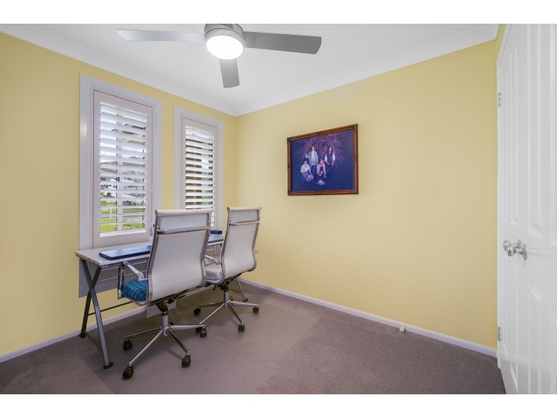 1/13 Prieska Way, East Maitland NSW 2323
