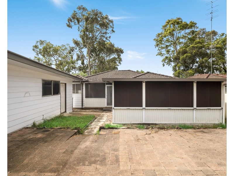 12 Purdom Close, Thornton NSW 2322