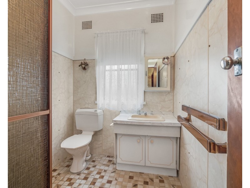 81 Collinson Street, Tenambit NSW 2323