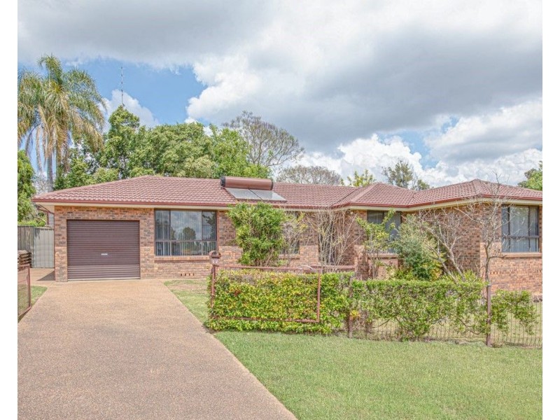 16 Hague Street, Rutherford NSW 2320