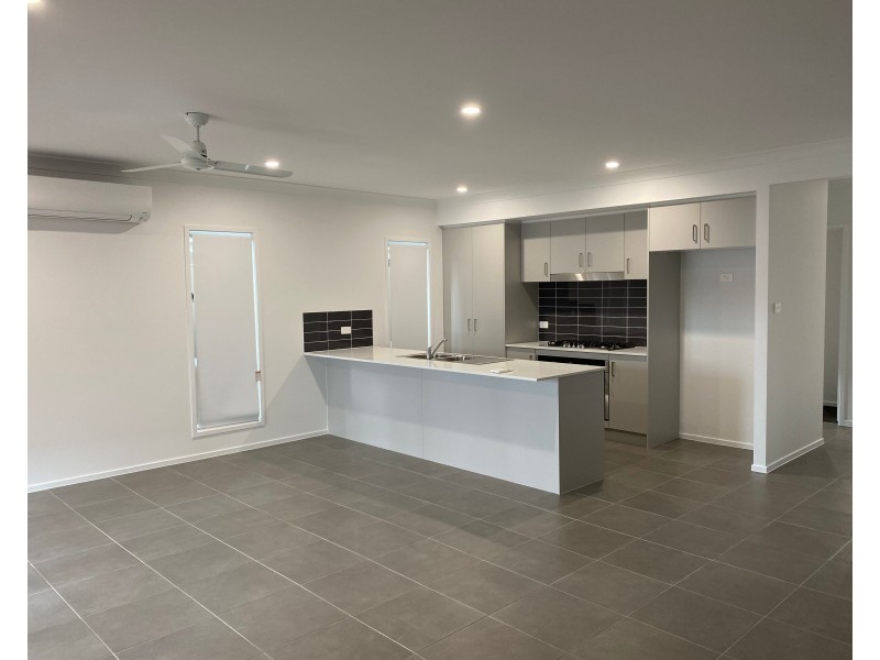 13 Brooker Street, North Rothbury NSW 2335