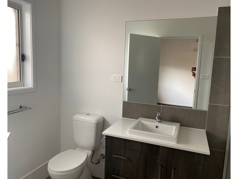 13 Brooker Street, North Rothbury NSW 2335