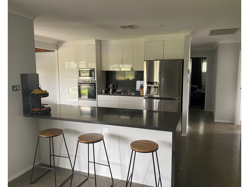 24 Lemonwood Circuit, Thornton NSW 2322