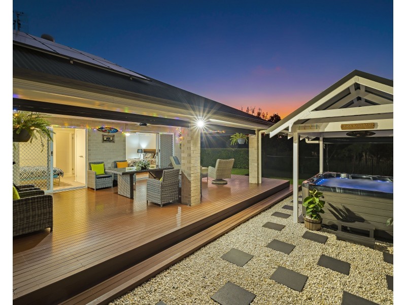 19 Laurie Drive, Raworth NSW 2321