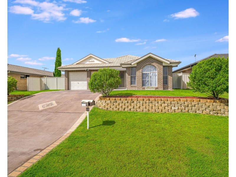 23 Strutt Crescent, Metford NSW 2323