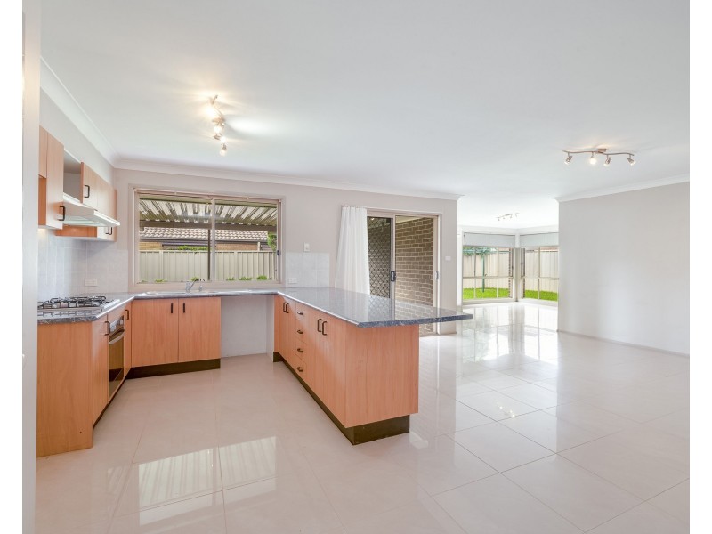 23 Strutt Crescent, Metford NSW 2323