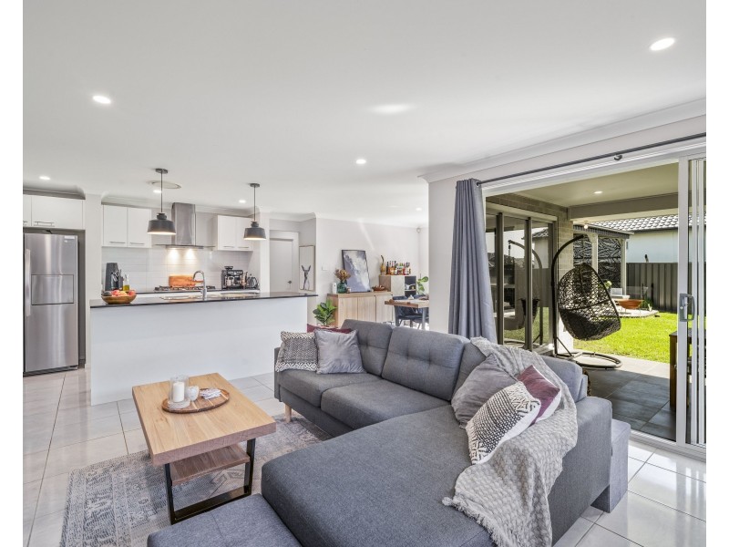 24 Portabello Crescent, Thornton NSW 2322