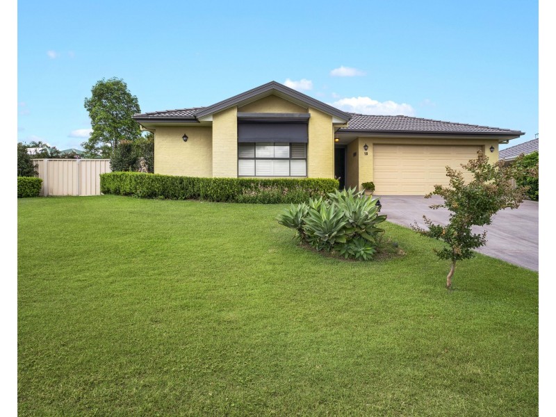 18 Laurie Drive, Raworth NSW 2321