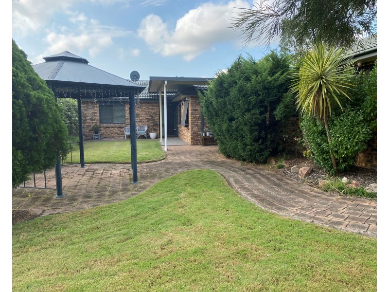 33 Houston Avenue, Tenambit NSW 2323