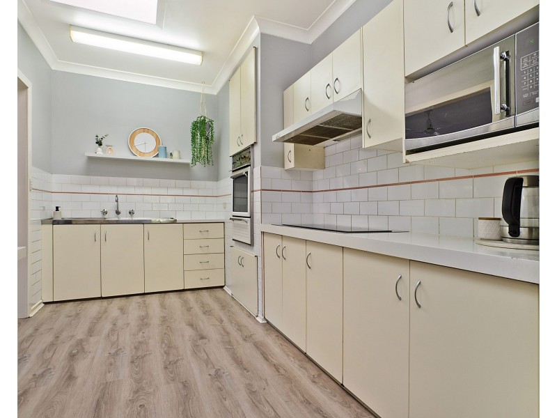 15 Centre Street, Tenambit NSW 2323