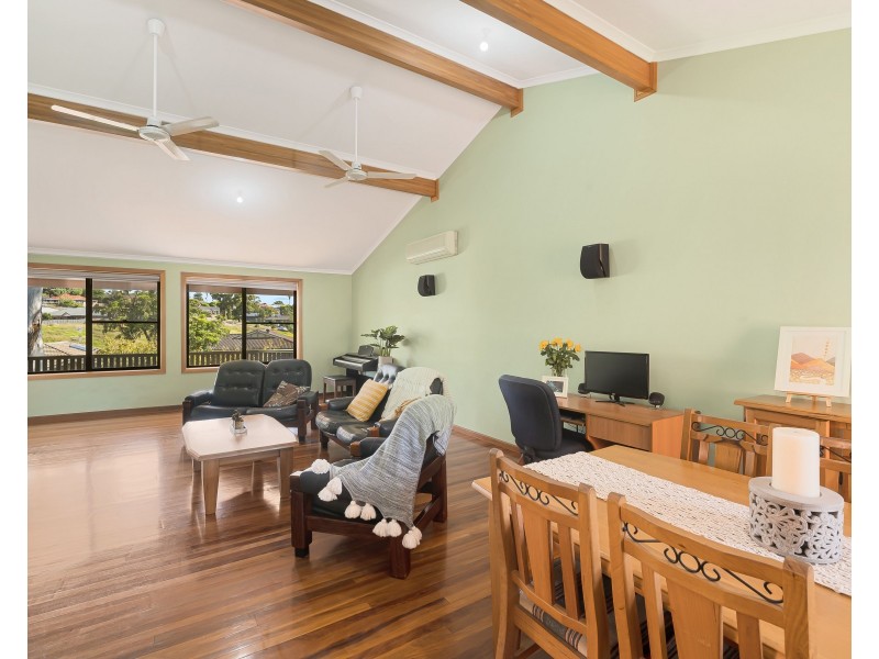 8 Natalie Close, Tenambit NSW 2323