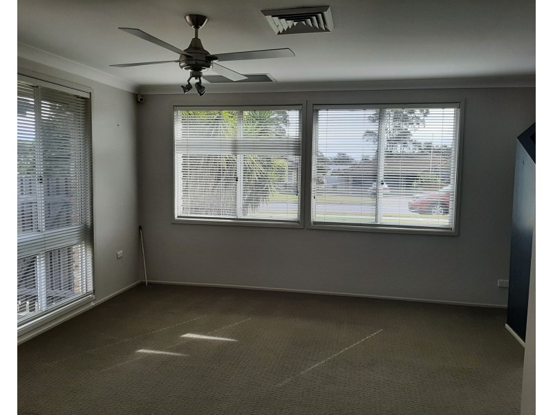 10 Southseas Drive, Ashtonfield NSW 2323