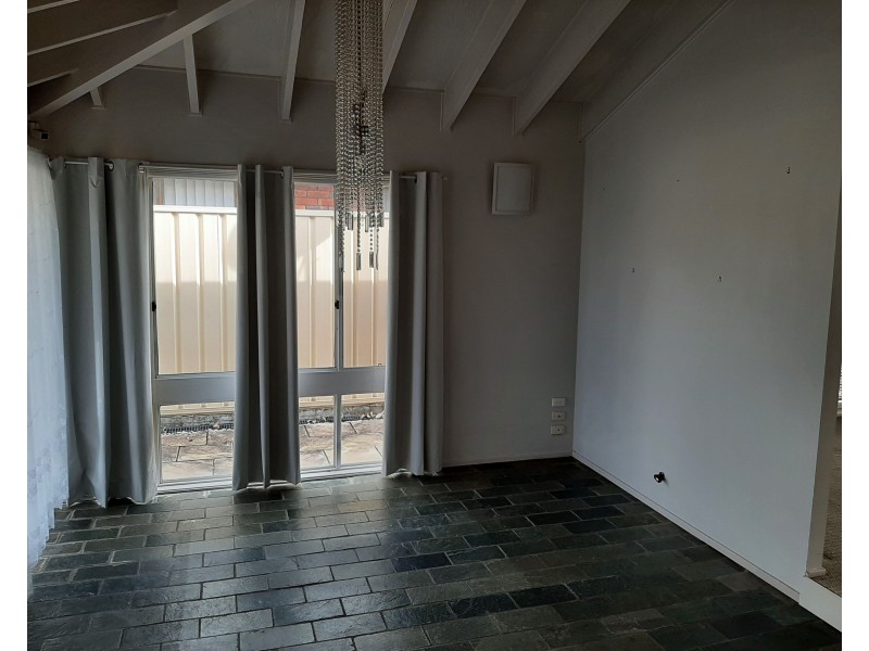 10 Southseas Drive, Ashtonfield NSW 2323