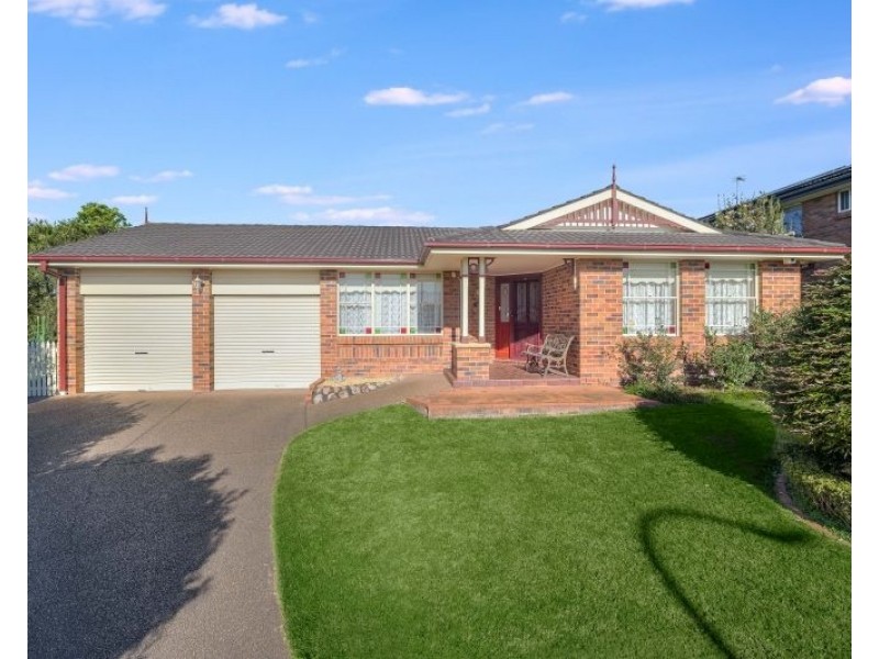 8 MacGregor Close, Tenambit NSW 2323